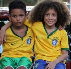 Maybe you would like to learn more about one of these? David Luiz Thiago Silva Kinder