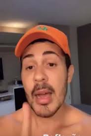 Lucas Llega Con El Corvet Donde Samuel Davila