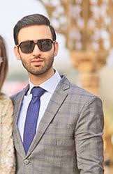 My makeup is glowy, modern and snatched'