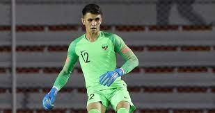 Selain parasnya yang mirip kiper chelsea, kepa arrizabalaga, penampilan nadeo di bawah mistar juga sangat apik. Pin On Sepakbola