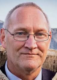 Dr Tess Moeke-Maxwell