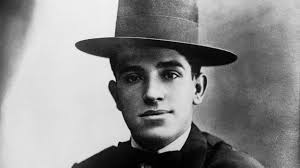 Belmonte antes de Chaves Nogales: La biografía de Abraham Valdelomar