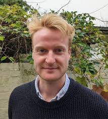 Benjamin Lomas's Instagram, Twitter & Facebook