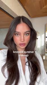 Inez Merritt's Instagram, Twitter & Facebook