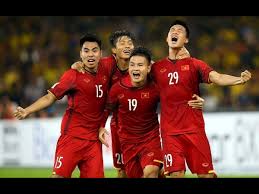 Vì một việt nam hùng cường. Cá»±u Ä'á»™i TrÆ°á»Ÿng Ä't Viá»‡t Nam Tháº¿ Há»‡ Hiá»‡n Nay Hay HÆ¡n Chung Toi
