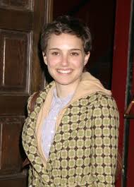 Als tochter von vater avner hershlag, und mutter shelley erlangte sie im jahr 2021 als berühmtheit, schauspielerin. Natalie Portman 168884 Uludag Sozluk Galeri