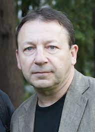 He was born on 17 july 1961 in brzeziny near łódź. Zbigniew Zamachowski Wikipedia