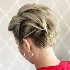 New years eve hairstyles for medium length hair. 30 Perfect New Year S Eve Short Hairstyles To Ring In 2020