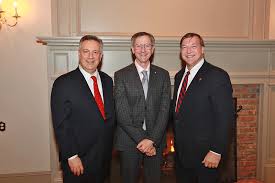 Provost Hosts Annual Faculty Achievement Dinner