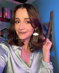 sarah lavender 🌱 (@lavenderasmr)