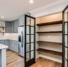 17 Trendy Landhaus Pantry Tur Milchglas Farmhouse Love Pantry Kuchen Speisekammerdesign Kuchenrenovierung Glasschrankturen