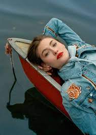 Grace Elizabeth Is Officially The Model Of The Moment And Now Estee Lauder S New Muse Grace Elizabeth Beauty Lover Perfect Red Lipstick