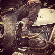 Pin By Jake On Borderlands Boots Diy Motorcycle Bmw Boxer
