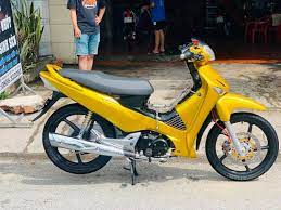 Ada banyak honda wave 125i yang tampil begitu menarik dan elegan sehingga cocok jadi inspirasi modifikasi. Modifikasi Motor Honda Supra X 125 Kelir Bodi Full Emas Plus Aksesoris Mewah Motorplus