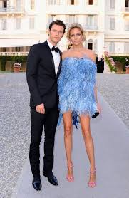 By kipas sutra juli 11, 2021 Pin On Anja Rubik Sasha Knezevic
