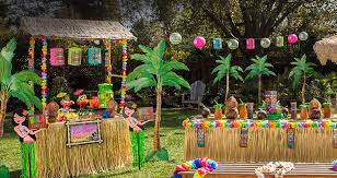 Luau Party Supplies Hawaiian Luau Decorations Party City Luau Party Decorations Luau Theme Party Luau Party Supplies