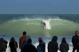 The most accurate and trusted south los angeles surf reports, forecasts, and coastal weather. South Beach Miami Surf Mesmerizes The Masses Surfline
