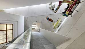 The museum consists of two parts: Military History Museum Dresden Daniel Libeskind