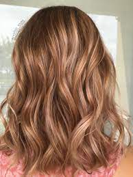 Avec des nutriments essentiels pour les cheveux. Image Result For Images Of Balayage Hair With Brown Hair Caramel Copper And Golden Blonde Highlights Styles De Coiffures Cheveux Couleur Cheveux