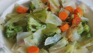 Avec le régime soupe aux choux vous pouvez perdre jusqu'à 4 kilos en 7 jours, à condition de suivre exactement le régime, boire au moins 5 verres d'eau par jour et compléter le. La Soupe Aux Choux Pour Maigrir De 10 Kilos P10k Com