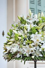 Check spelling or type a new query. Meaningful Lilies For Your Wedding Ilsysays Inspirate Motivate And Create With Bulb Flowers