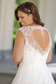 Andrea hufnagel kupferfux plus size hochzeitskleid: Ubergrossen Brautkleider Und Hochzeitskleider In Siegburg