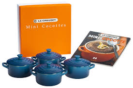 Le creuset fondue pot fondue sets. Le Creuset Stoneware Set Of 4 Mini Cocottes With Cookbook 8 Oz Each Marseille Buy Online At Best Price In Uae Amazon Ae