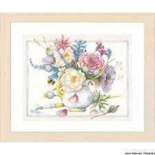 21*30cm (8¼ x 11¾) fabric: Amazon Com Marjolein Bastin Lanarte Flowers In White Pot Cross Stitch Kit