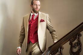 Quel costume choisir pour un mariage ? Costumes Be Votre Elegance Notre Expertise