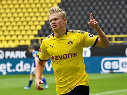 Haaland is a best price of 2/1, but as short as 11/10 with one bookmaker to relocate to the blue side of manchester after this summer's transfer window. Manchester City Juventus Join Race For Erling Braut Haaland