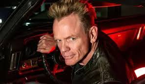 Ken Titus's Instagram, Twitter & Facebook