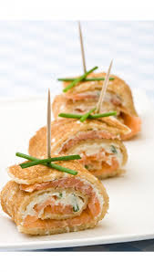Roules De Saumon Fume A La Creme Et A L Aneth Recette Saumon Fume Roule Saumon Et Crepe Au Saumon