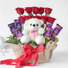 Iris is the traditional flower for the silver wedding anniversary, and you'll find this little pop of pigment scattered. Anniversary Flowers Online Happy Anniversary Flowers In India