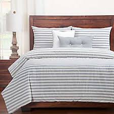 To keep the duvet cover in check, it boasts ties on all interior corners and a button closure. Farmhouse Bed Bath Beyond