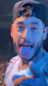 Pero no olvides que siempre seré tu amante 😈… Nos vemos mañana en Bell  Ville 😎, ., ., 🎥 @milolopezj , #cuartetodelbueno #ulisesbueno  #tourpisandofirme