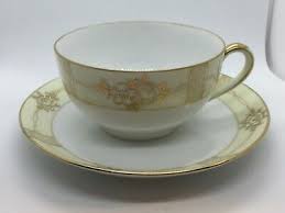 It is so beautiful and delicate, and it reminds me of a cup and saucer my great grandmother had. Gorgeous Old Hand Painted Gold Butterfly Geometric Tea Cup And Saucer Japan 37 84 Picclick Uk