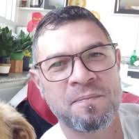 10+ "Glen Jonas" profiles