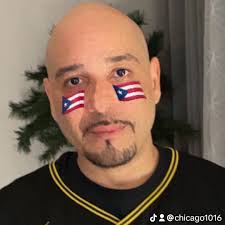 Latin Kings from Lathrop Homes (Damen and Diversey).