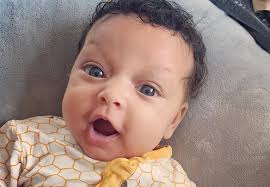 RYAN CURRY IS BEE-UTIFUL