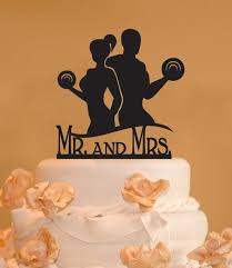 Pin By Magda Lopez On Hannah S Dress In 2020 Bride And Groom Cake Toppers Wedding Cake Topper Silhouette Wedding Cake Toppers