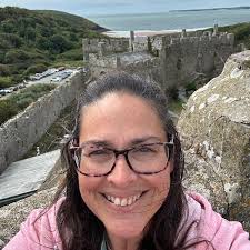 Hoping someone can recommend a beach near Solva that fits our wish list! 🙈  Parent in the group is recovering from an op so can't walk far