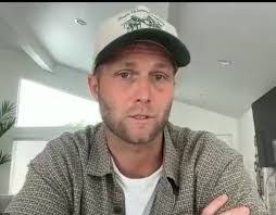 Tyler Mclean's Instagram, Twitter & Facebook