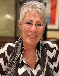 Darla Munson's Instagram, Twitter & Facebook