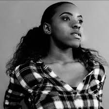 Raven Curry's Instagram, Twitter & Facebook