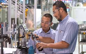 Gkn aerospace services limited is registerd in england. Working At Gkn Automotive Careers Gkn Automotive