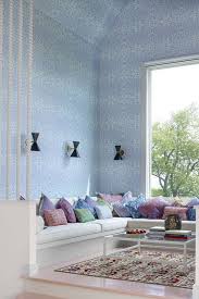 The designs range from small patterns to large ones, from neutral colors, to bold ones. 20 Inspiring Living Room Wallpaper Ideas Best Wallpaper Decorating Ideas