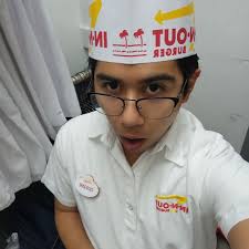 Yo, I'm Gio and I'm from San Jose, California. I'm 100% committed to  Berkeley for the Haas School of Business, aiming to major in business  administration! I'm a first generation, I love