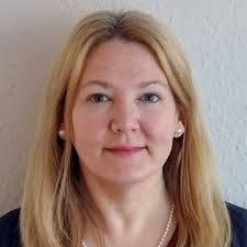 Stacey Barth's Instagram, Twitter & Facebook