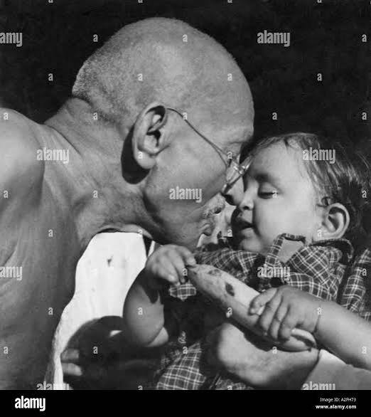 Mahatma gandhi child Black and White Stock Photos & Images - Alamy