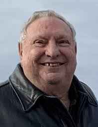 Amber Collette's Instagram, Twitter & Facebook